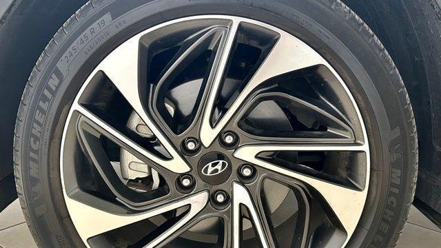 2021 Hyundai TUCSON Sport
