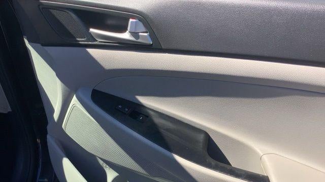 2021 Hyundai TUCSON SEL