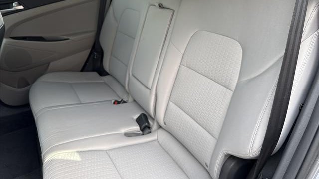 2021 Hyundai TUCSON SEL