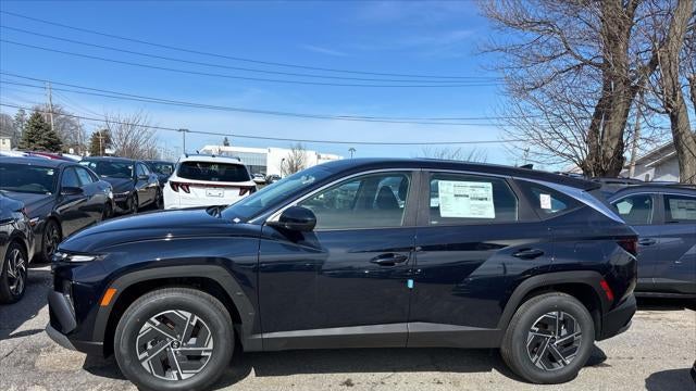 2026 Hyundai TUCSON Hybrid Blue SE