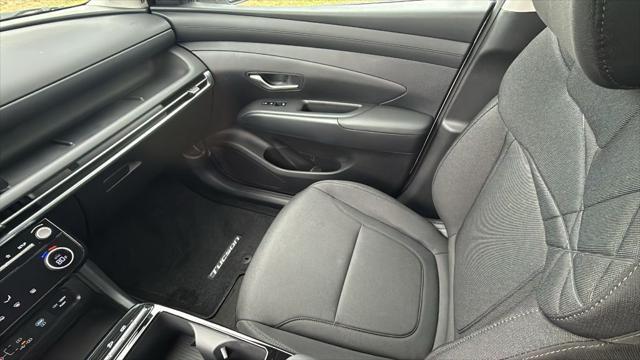 2026 Hyundai TUCSON Hybrid Blue SE
