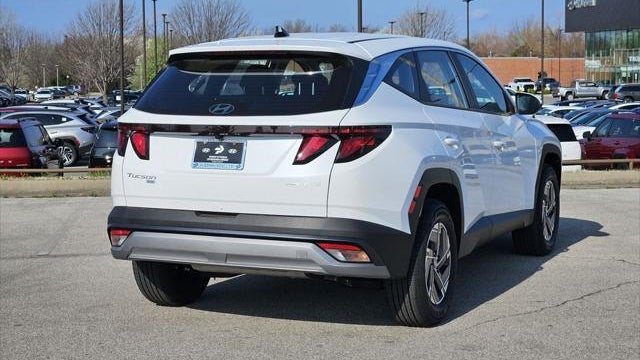 2026 Hyundai TUCSON Hybrid Blue SE