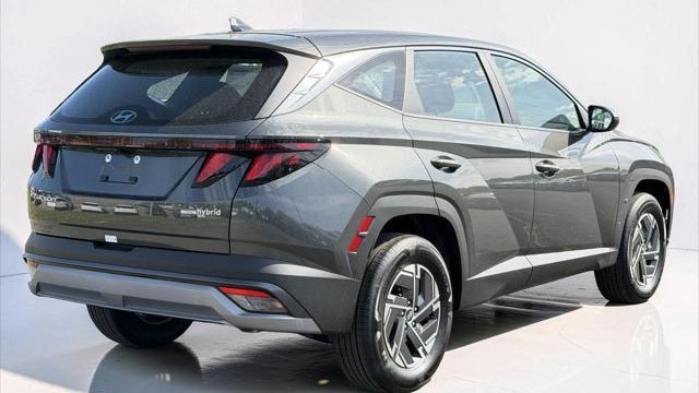 2026 Hyundai TUCSON Hybrid Blue SE