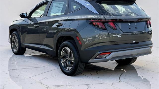 2026 Hyundai TUCSON Hybrid Blue SE