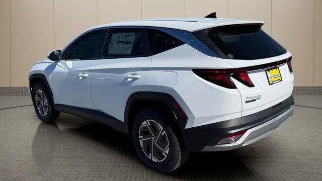 2026 Hyundai TUCSON Hybrid Blue SE