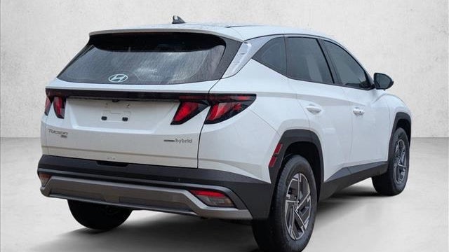 2026 Hyundai TUCSON Hybrid Blue SE