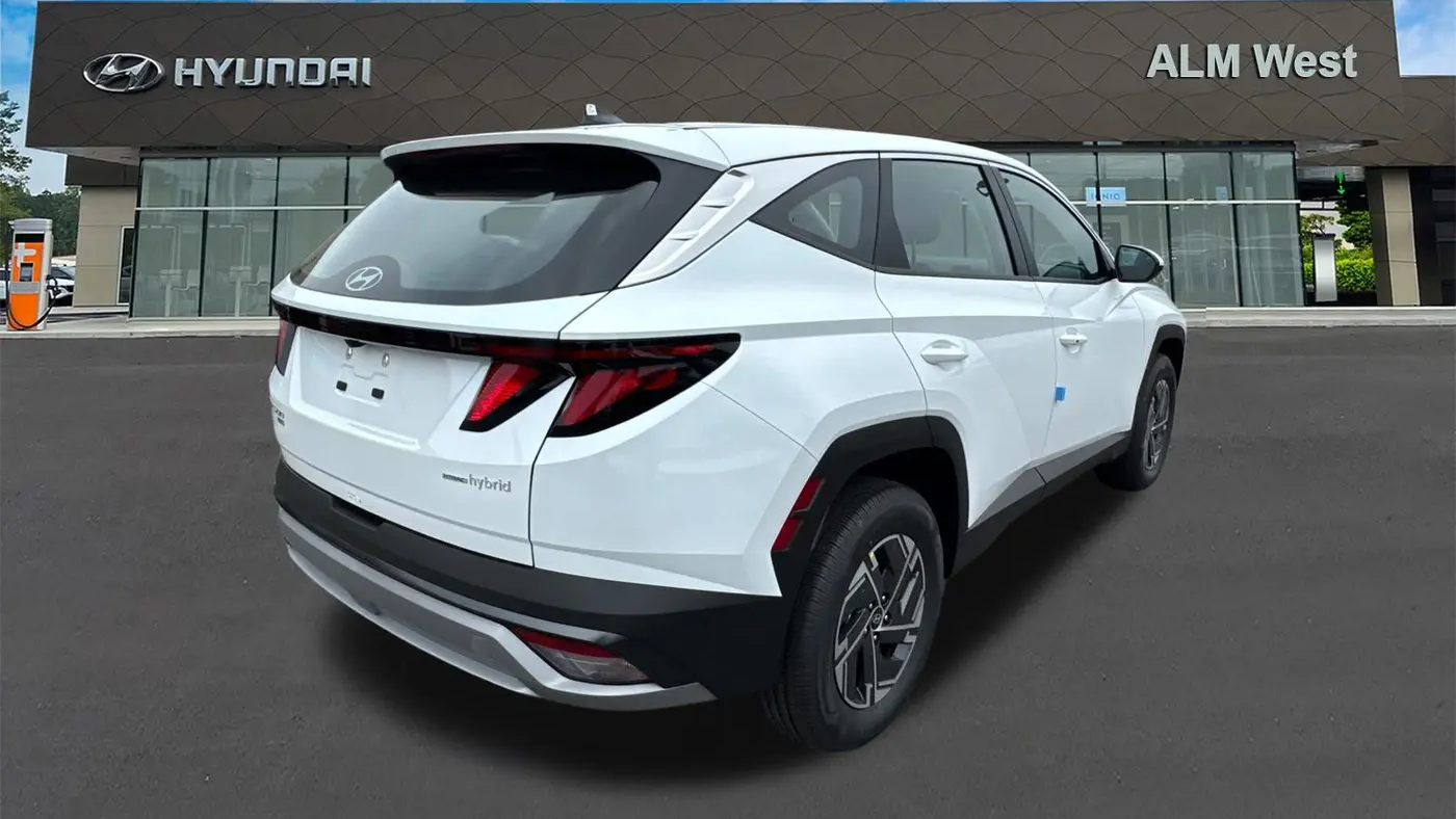 2026 Hyundai TUCSON Hybrid Blue SE