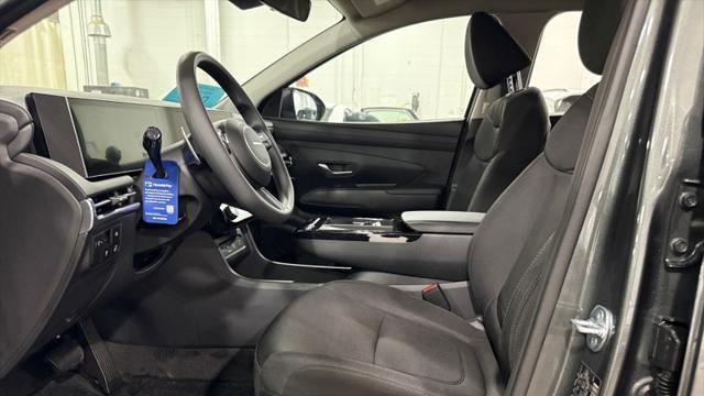 2026 Hyundai TUCSON Hybrid Blue SE