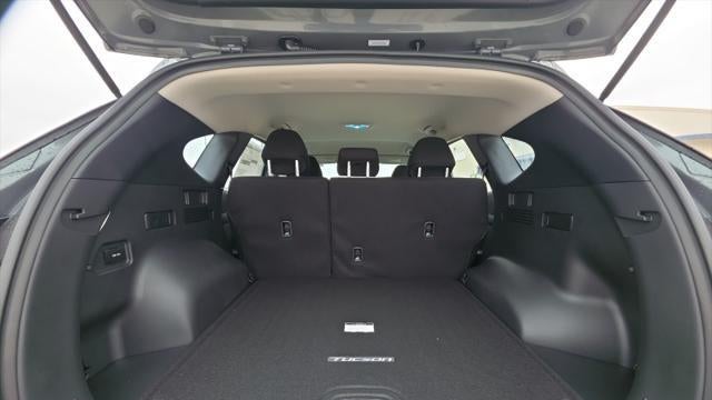 2026 Hyundai TUCSON Hybrid Blue SE