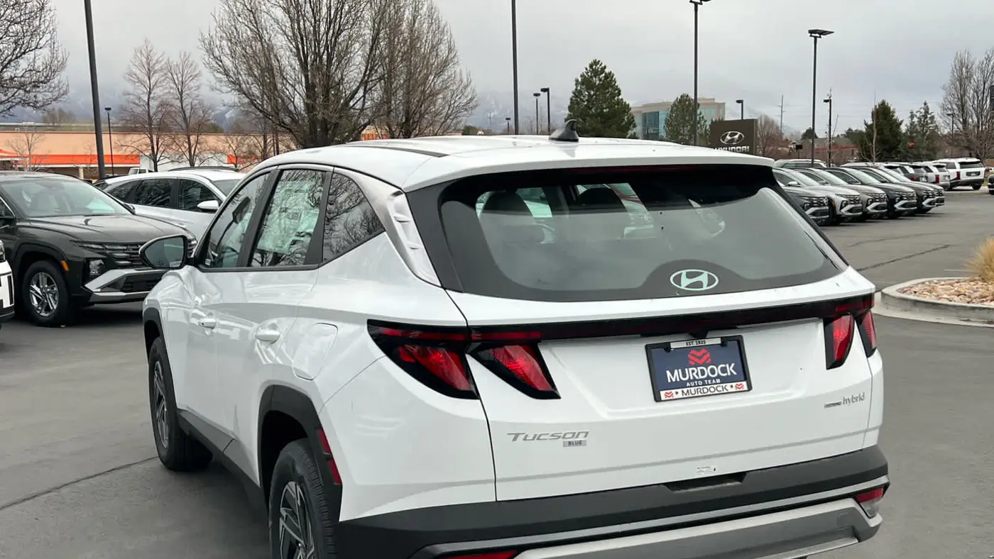 2026 Hyundai TUCSON Hybrid Blue SE
