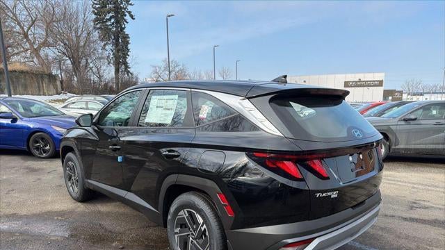 2026 Hyundai TUCSON Hybrid Blue SE