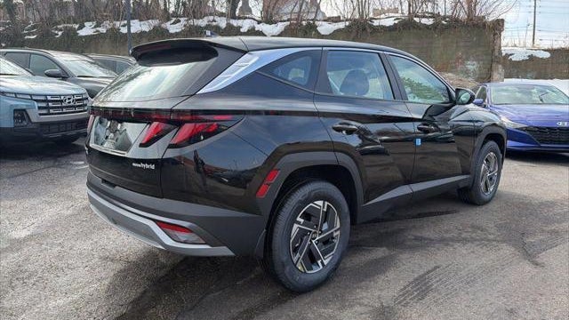 2026 Hyundai TUCSON Hybrid Blue SE