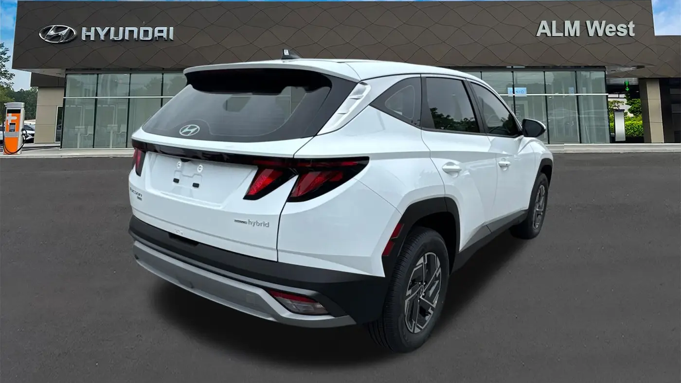 2026 Hyundai TUCSON Hybrid Blue SE