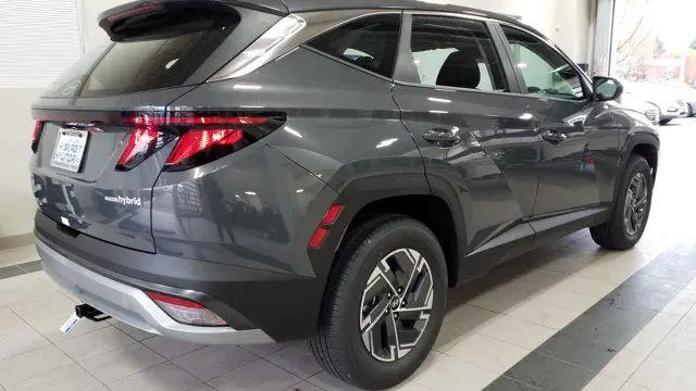 2026 Hyundai TUCSON Hybrid Blue SE