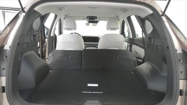 2026 Hyundai TUCSON Hybrid Blue SE