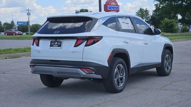 2026 Hyundai TUCSON Hybrid Blue SE