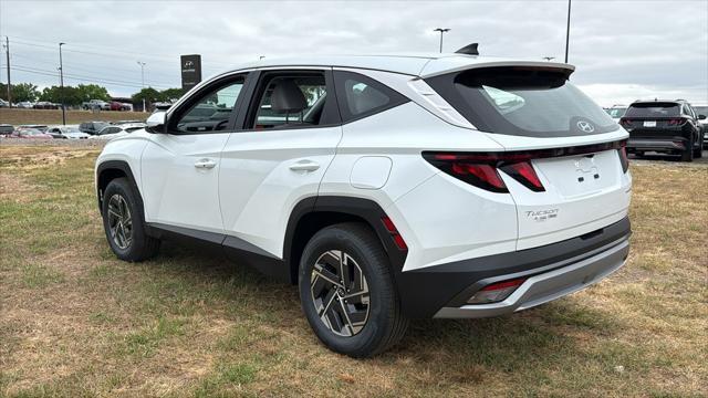 2026 Hyundai TUCSON Hybrid Blue SE