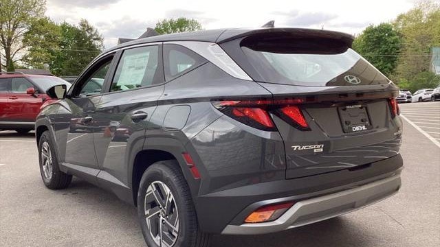 2026 Hyundai TUCSON Hybrid Blue SE