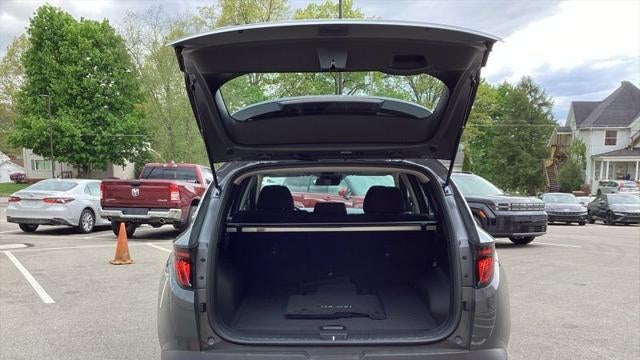 2026 Hyundai TUCSON Hybrid Blue SE