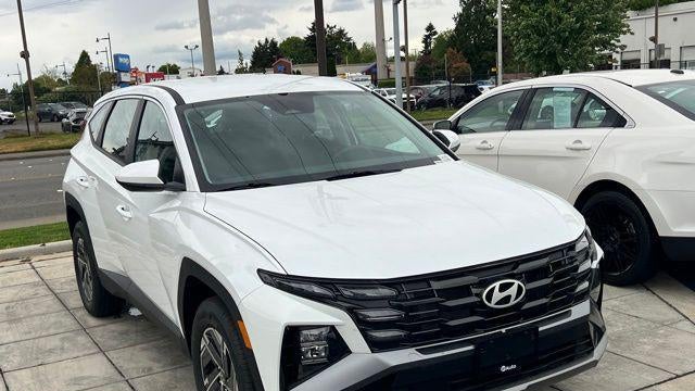 2026 Hyundai TUCSON Hybrid Blue SE