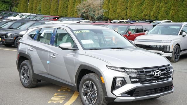 2026 Hyundai TUCSON Hybrid Blue SE