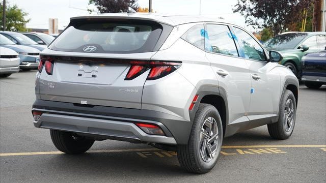 2026 Hyundai TUCSON Hybrid Blue SE