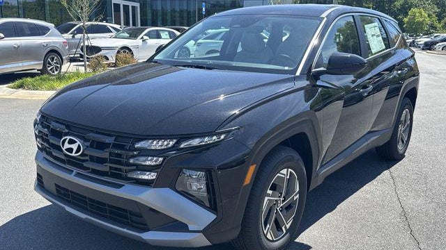 2026 Hyundai TUCSON Hybrid Blue SE
