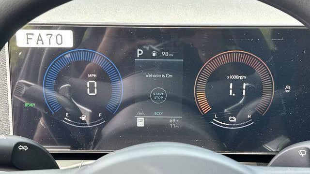 2026 Hyundai TUCSON Hybrid Blue SE