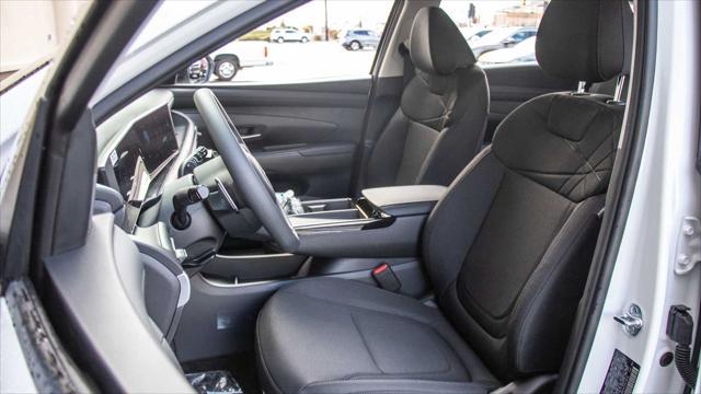 2026 Hyundai TUCSON Hybrid Blue SE