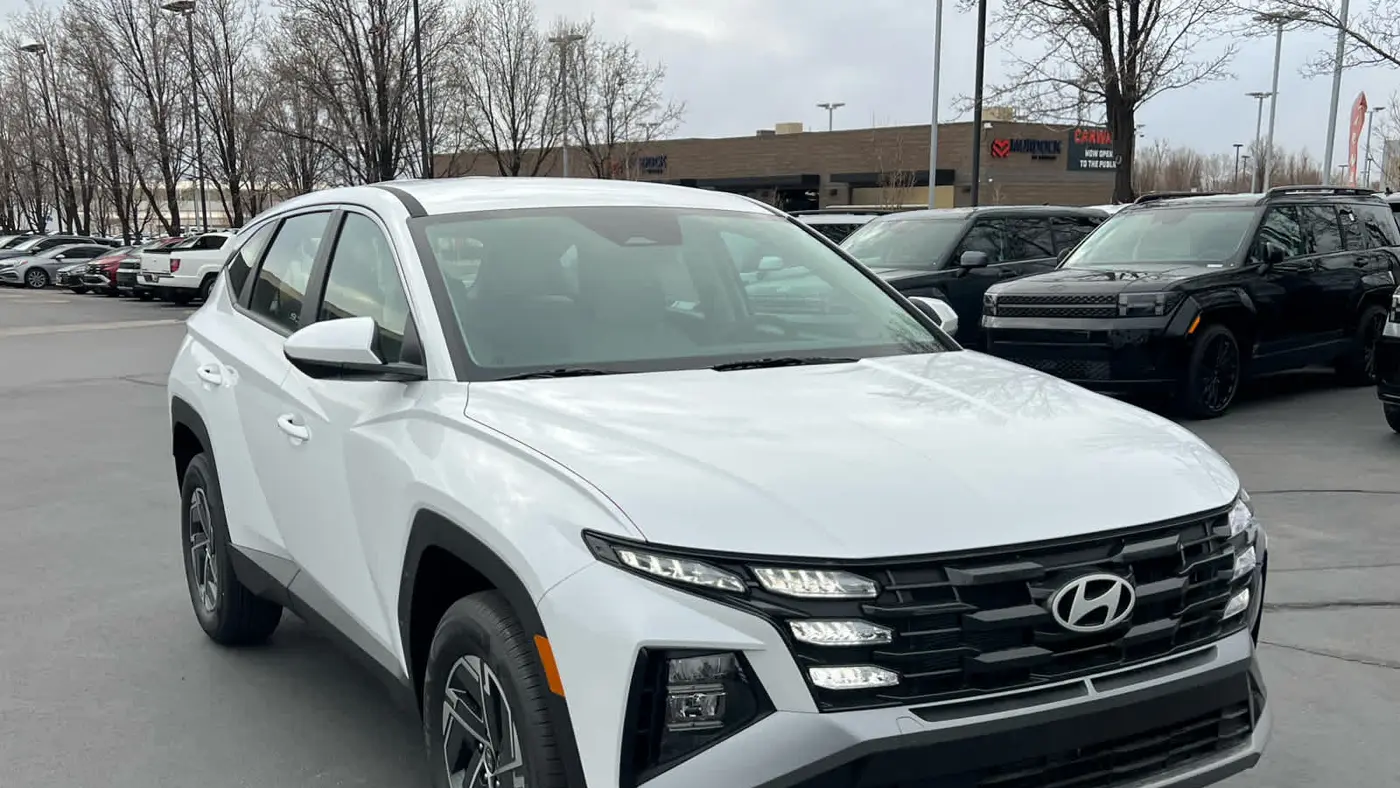 2026 Hyundai TUCSON Hybrid Blue SE