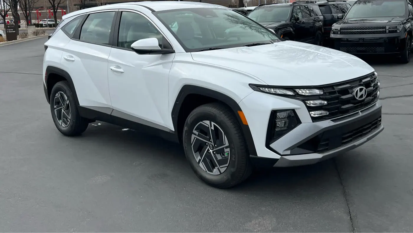 2026 Hyundai TUCSON Hybrid Blue SE