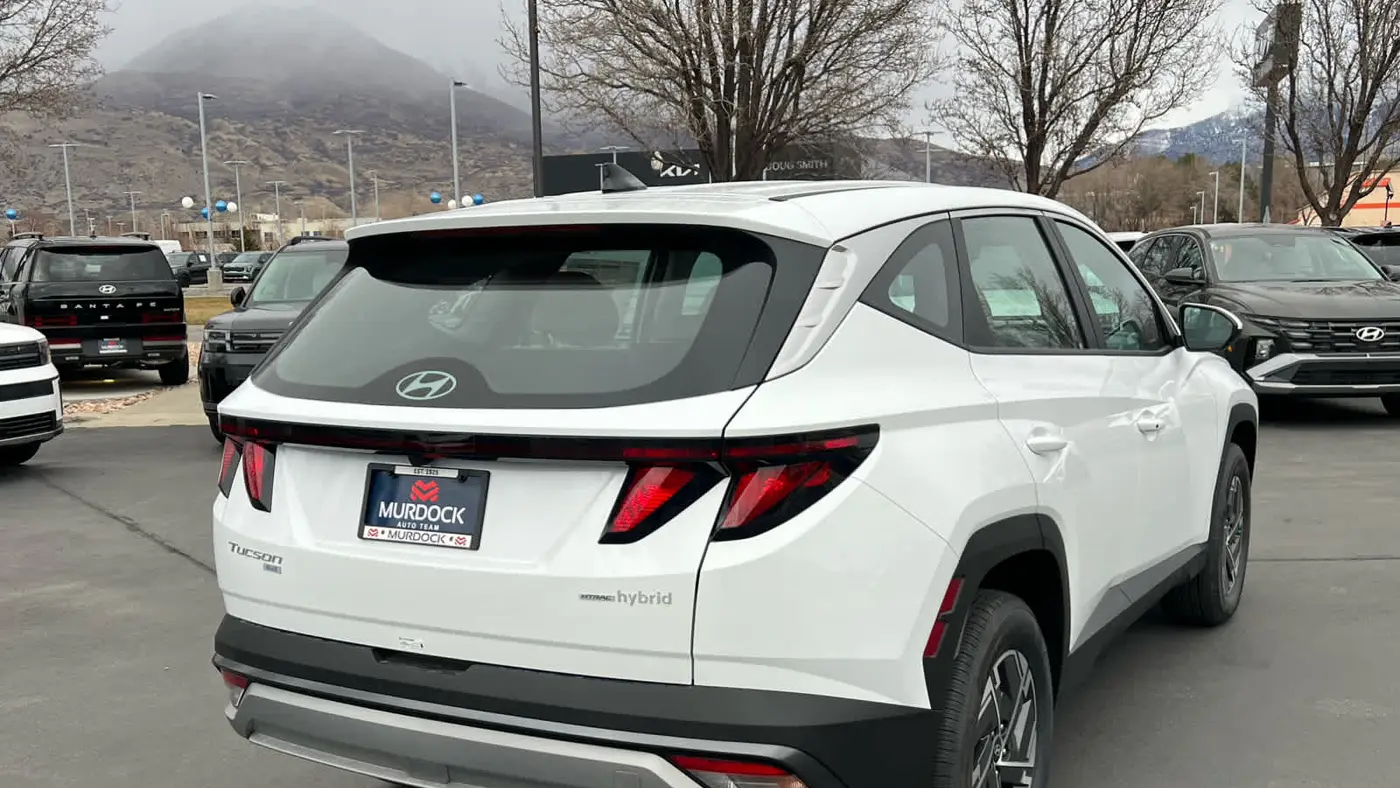 2026 Hyundai TUCSON Hybrid Blue SE