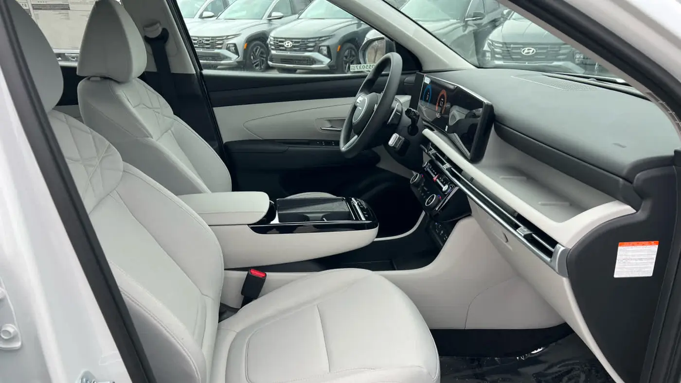 2026 Hyundai TUCSON Hybrid Blue SE