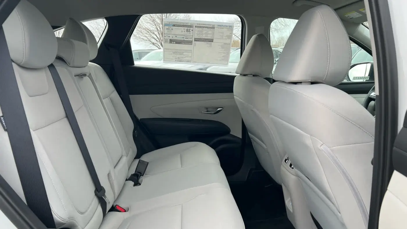 2026 Hyundai TUCSON Hybrid Blue SE
