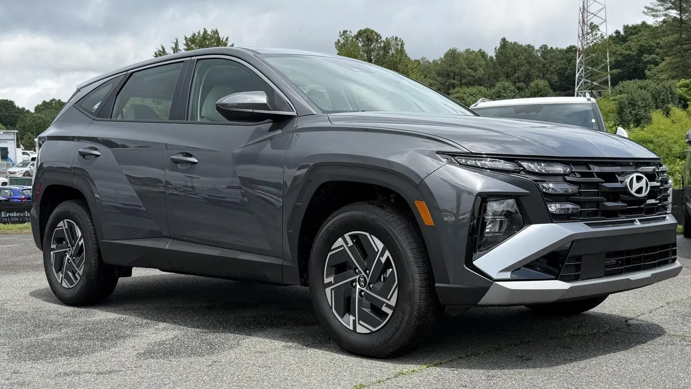 2026 Hyundai TUCSON Hybrid Blue SE