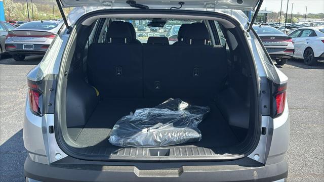2026 Hyundai TUCSON Hybrid Blue SE
