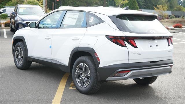 2026 Hyundai TUCSON Hybrid Blue SE
