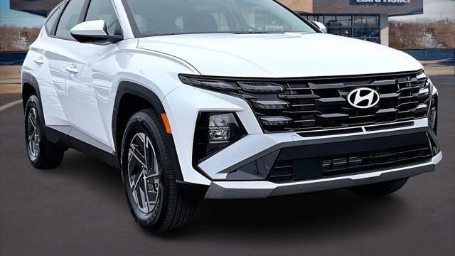 2026 Hyundai TUCSON Hybrid Blue SE