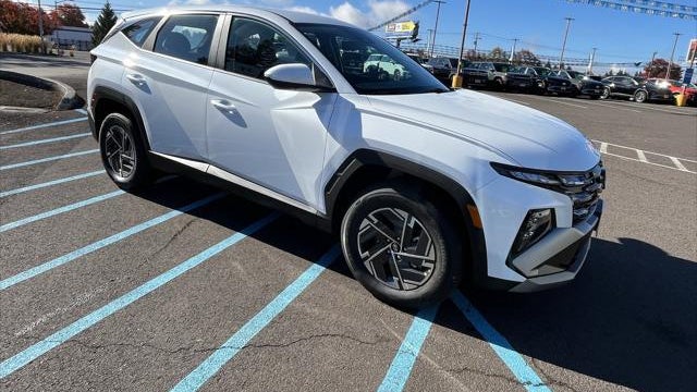 2026 Hyundai TUCSON Hybrid Blue SE