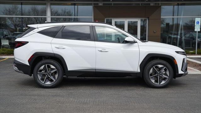 2026 Hyundai TUCSON Hybrid Blue SE