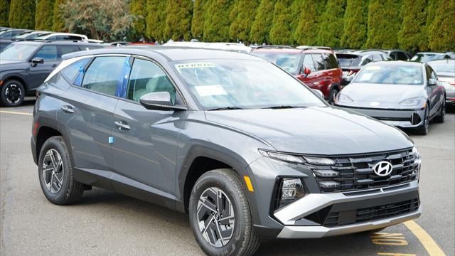 2026 Hyundai TUCSON Hybrid Blue SE