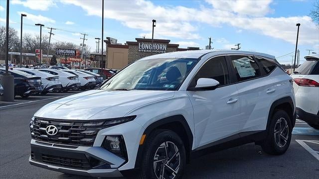 2026 Hyundai TUCSON Hybrid Blue SE