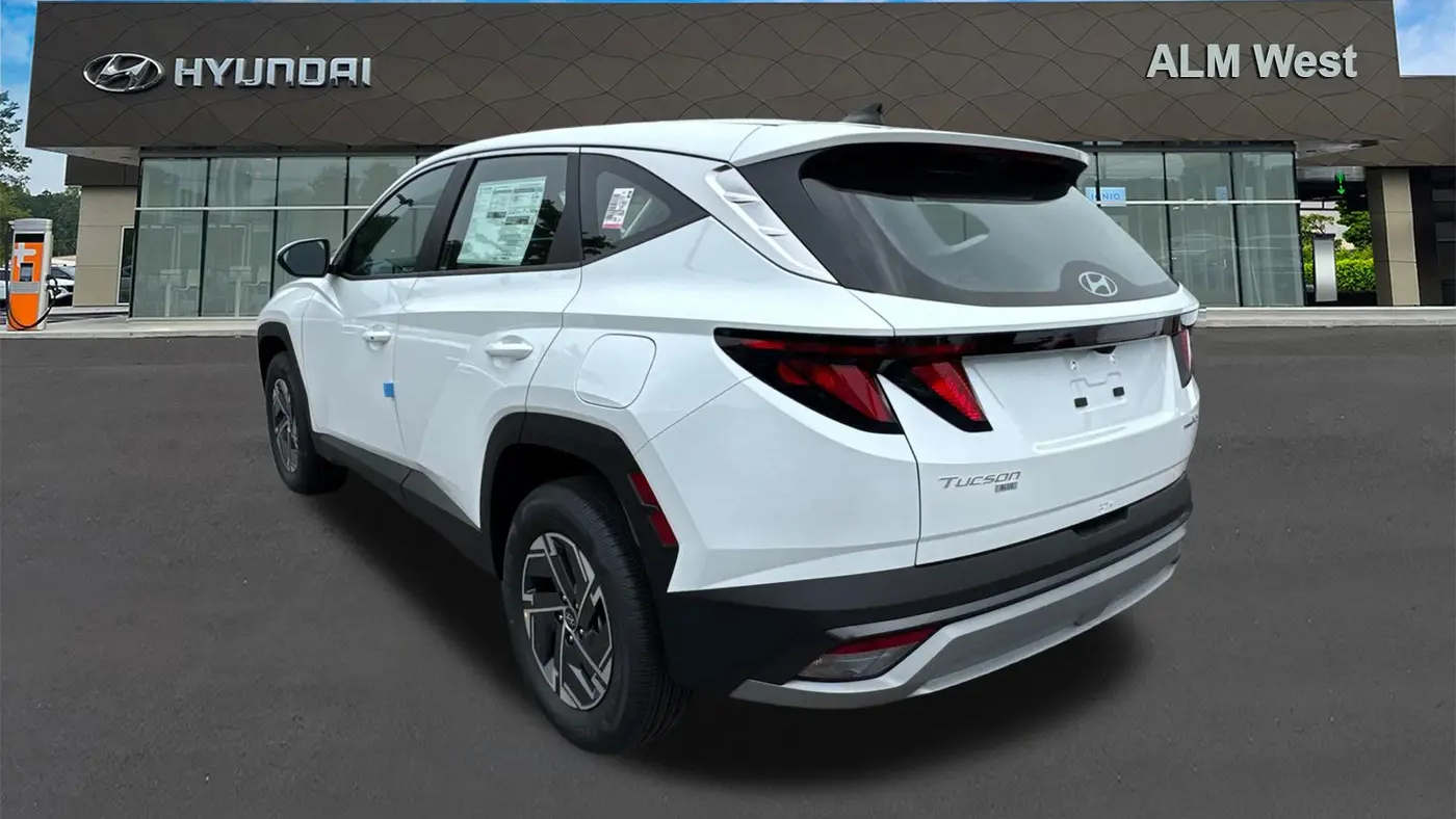 2026 Hyundai TUCSON Hybrid Blue SE