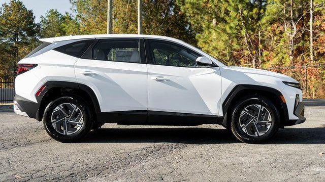2026 Hyundai TUCSON Hybrid Blue SE