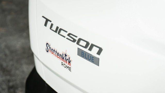 2026 Hyundai TUCSON Hybrid Blue SE
