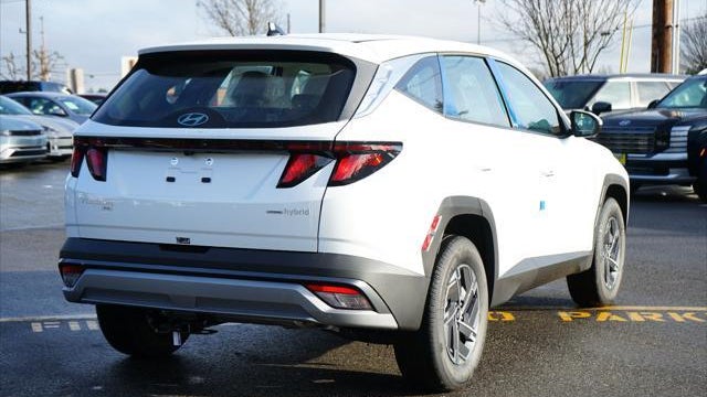 2026 Hyundai TUCSON Hybrid Blue SE