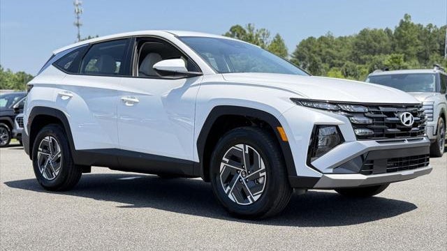 2026 Hyundai TUCSON Hybrid Blue SE