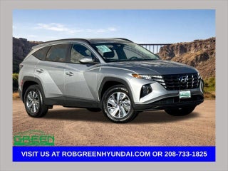 2023 Hyundai TUCSON Hybrid with Shimmering Silver Exterior