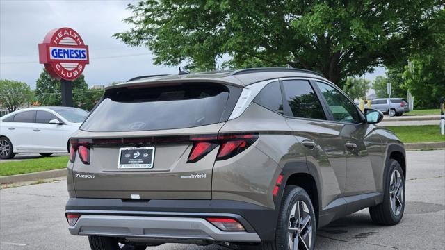 2026 Hyundai TUCSON Hybrid SEL