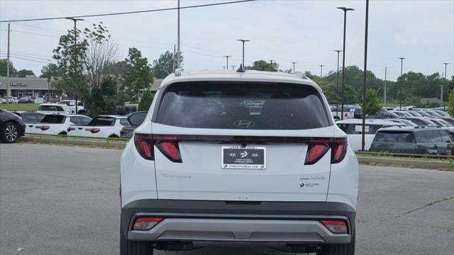 2026 Hyundai TUCSON Hybrid SEL